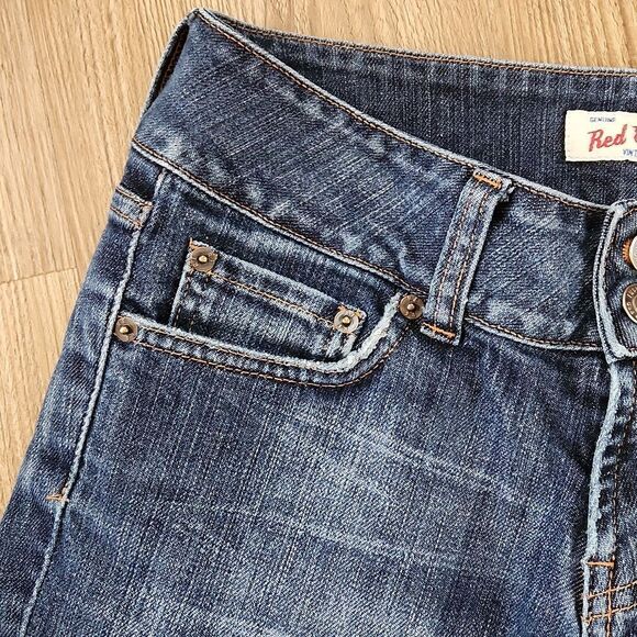 ☔️💜Red Engine Blue Cropped Jeans Size 6 - Picture 6 of 11